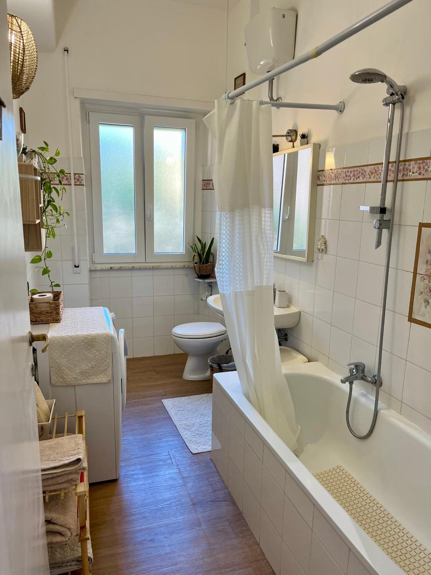Casa Vacanze Gli Oleandri Bracciano  Luaran gambar